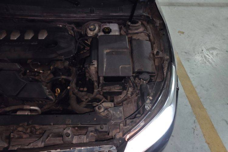 Used Buick LaCrosse 2011 2.4L SIDI Haoya Edition Engine Bay Left