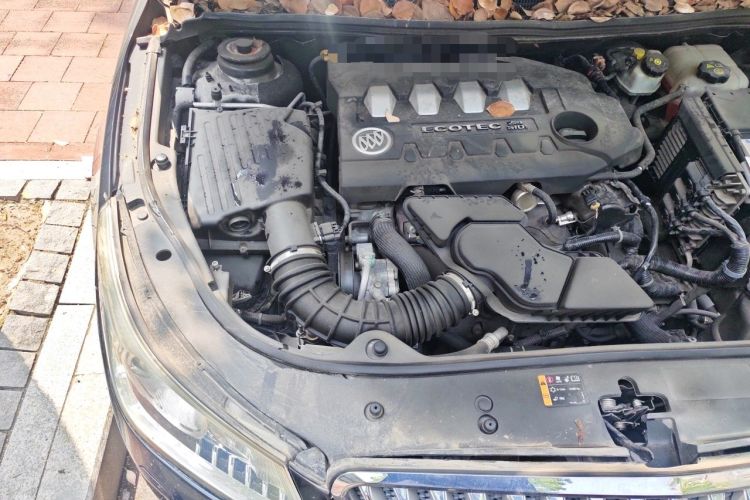 Used Buick LaCrosse 2011 2.4L SIDI Haoya Edition Engine Bay Right