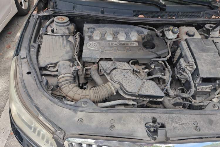 Used Buick LaCrosse 2011 2.4L SIDI Haoya Edition Engine Bay Right