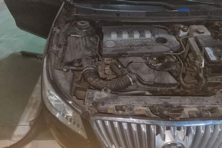 Used Buick LaCrosse 2011 2.4L SIDI Haoya Edition Engine Bay Right