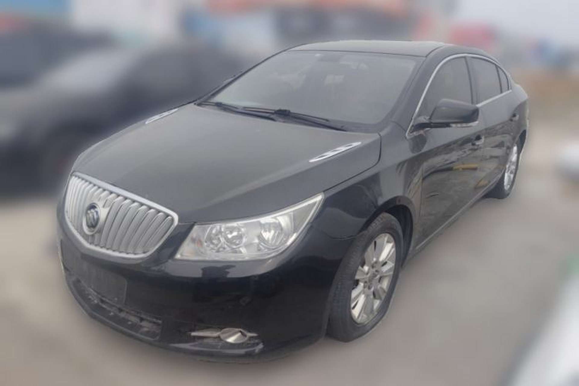 Used Buick LaCrosse 2011 2.4L SIDI Elegant Edition Front Left 45 Deg