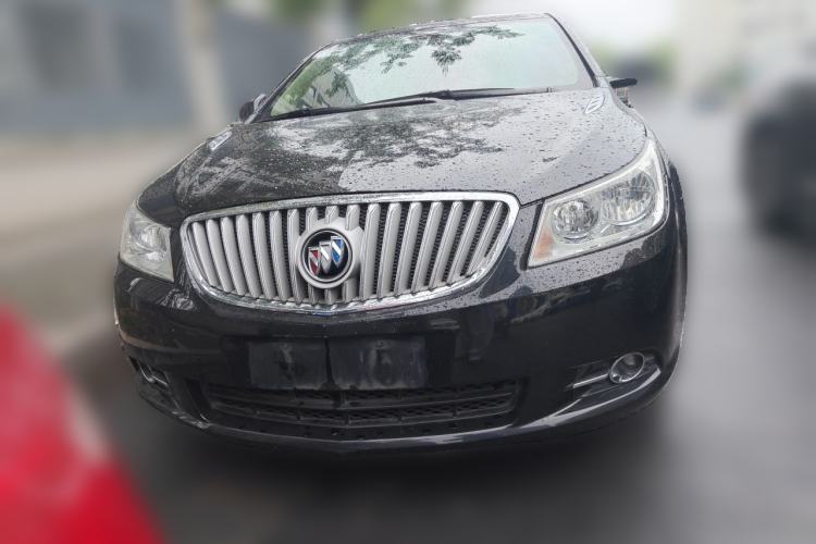 Used Buick LaCrosse 2011 2.4L SIDI Elegant Edition Front