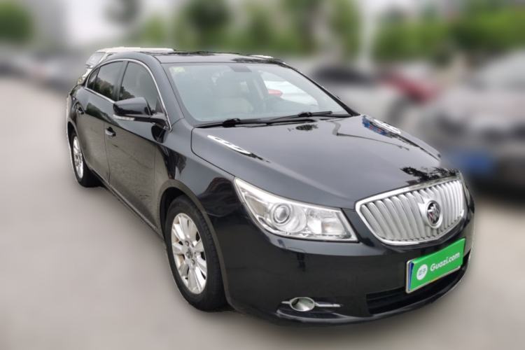 Used Buick LaCrosse 2011 2.4L SIDI Haoya Edition Front Right 45 Deg