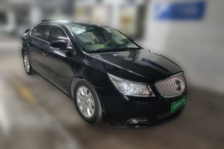 Used Buick LaCrosse 2011 2.4L SIDI Haoya Edition Front Right 45 Deg
