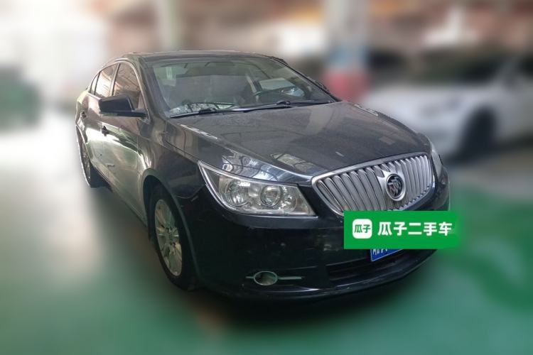 Used Buick LaCrosse 2011 2.4L SIDI Comfort Edition Front Right 45 Deg