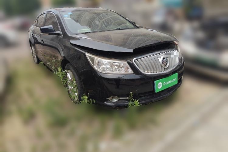 Used Buick LaCrosse 2011 2.4L SIDI Elegant Edition Front Right 45 Deg