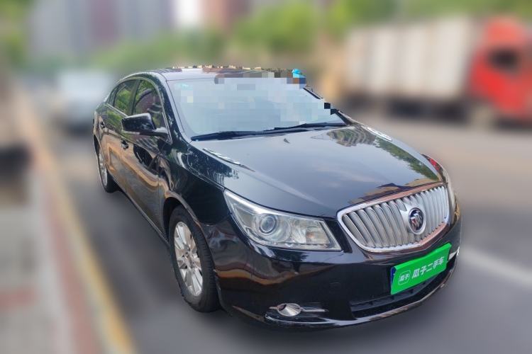 Used Buick LaCrosse 2011 2.4L SIDI Haoya Edition Front Right 45 Deg