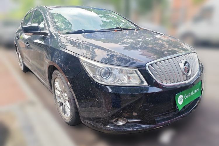 Used Buick LaCrosse 2011 2.4L SIDI Haoya Edition Front Right 45 Deg
