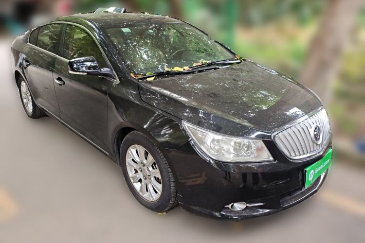 Used Buick LaCrosse 2011 2.4L SIDI Elegant Edition Front Right 45 Deg