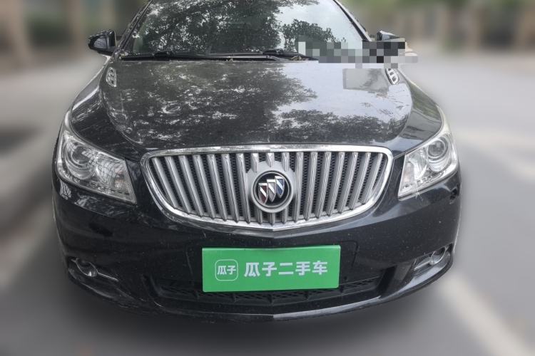 Used Buick LaCrosse 2011 2.4L SIDI Comfort Sunroof Version Front