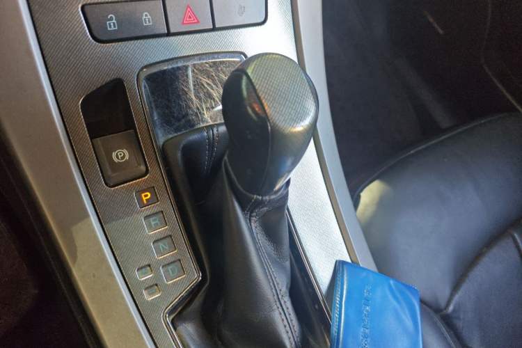 Used Buick LaCrosse 2011 2.0T Flagship Edition Gear Lever
