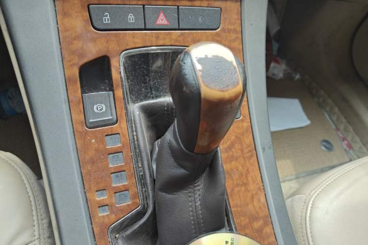 Used Buick LaCrosse 2011 2.4L SIDI Elegant Edition Gear Lever