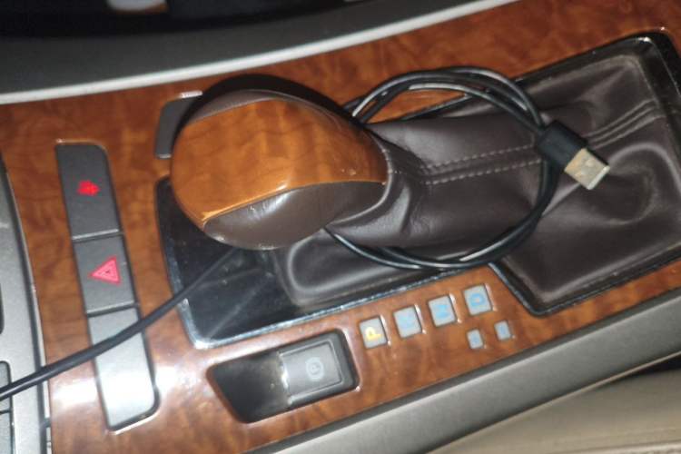 Used Buick LaCrosse 2011 2.4L SIDI Haoya Edition Gear Lever