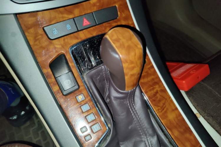 Used Buick LaCrosse 2011 2.4L SIDI Haoya Edition Gear Lever