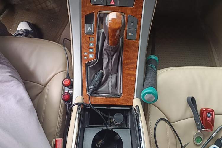 Used Buick LaCrosse 2011 2.4L SIDI Haoya Edition Gear Lever