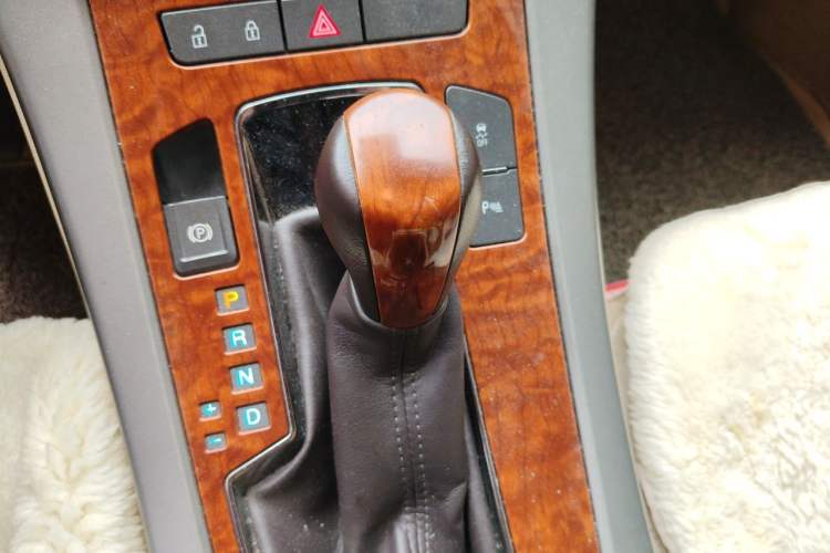 Used Buick LaCrosse 2011 2.4L SIDI Haoya Edition Gear Lever