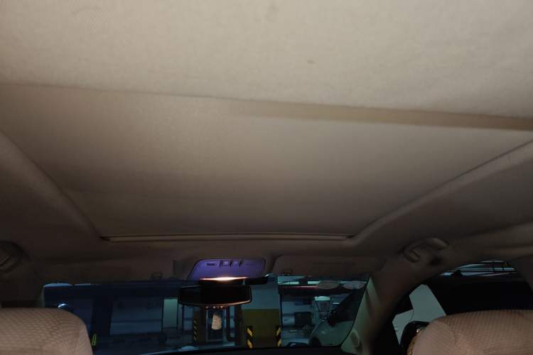 Used Buick LaCrosse 2011 2.4L SIDI Haoya Edition Headliner