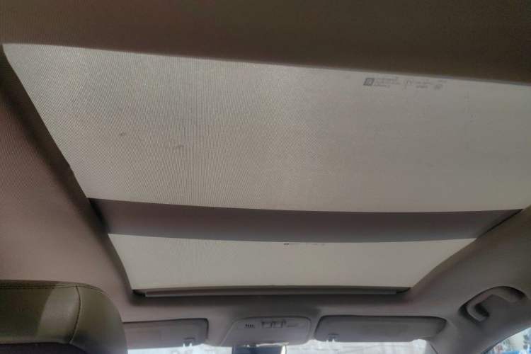 Used Buick LaCrosse 2011 2.4L SIDI Comfort Sunroof Version Headliner