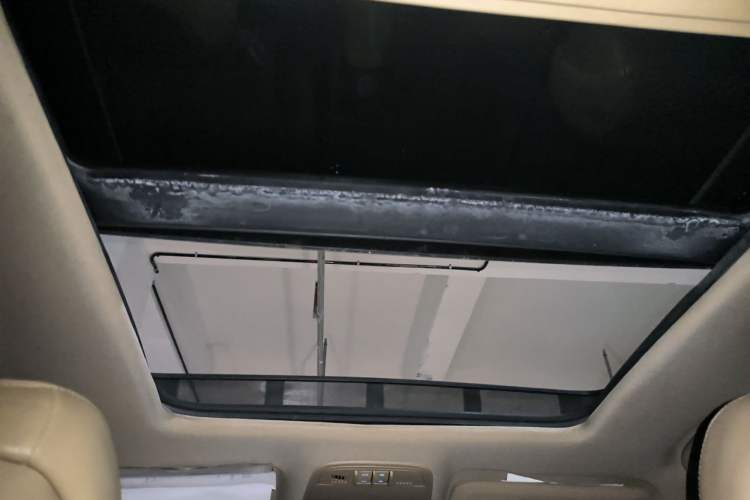 Used Buick LaCrosse 2011 2.4L SIDI Haoya Edition Headliner