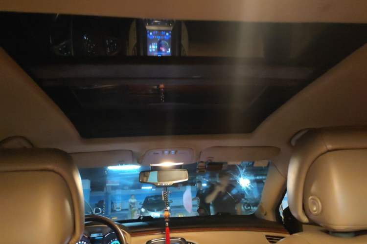 Used Buick LaCrosse 2011 2.4L SIDI Elegant Edition Headliner