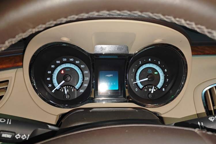 Used Buick LaCrosse 2011 2.4L SIDI Haoya Edition Instrument Cluster