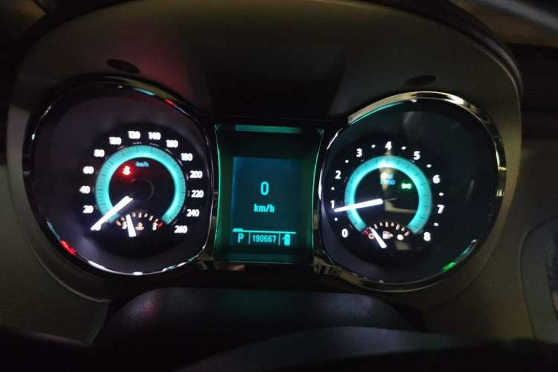 Used Buick LaCrosse 2011 2.4L SIDI Elegant Edition Instrument Cluster