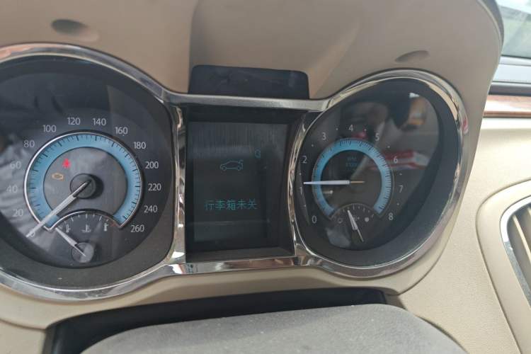 Used Buick LaCrosse 2011 2.4L SIDI Elegant Edition Instrument Cluster