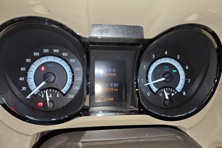 Used Buick LaCrosse 2011 2.4L SIDI Haoya Edition Instrument Cluster