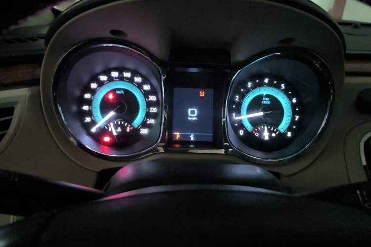 Used Buick LaCrosse 2011 2.4L SIDI Haoya Edition Instrument Cluster