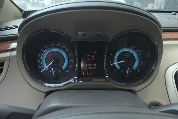 Used Buick LaCrosse 2011 2.4L SIDI Comfort Sunroof Version Instrument Cluster