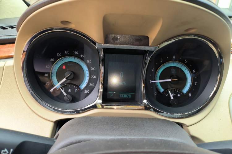 Used Buick LaCrosse 2011 2.4L SIDI Elegant Edition Instrument Cluster