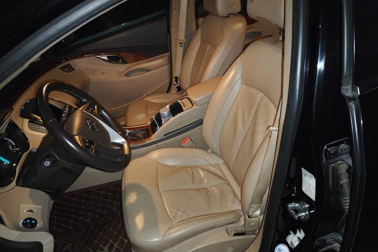 Used Buick LaCrosse 2011 2.4L SIDI Comfort Sunroof Version Left Front Seat