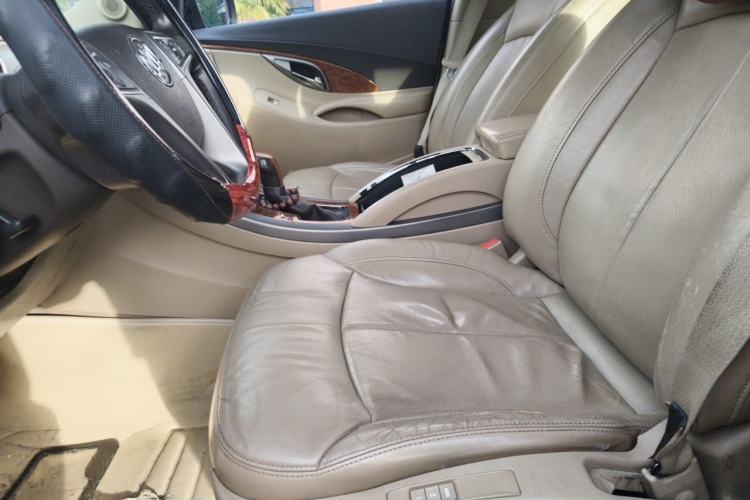 Used Buick LaCrosse 2011 2.4L SIDI Luxury Edition Left Front Seat