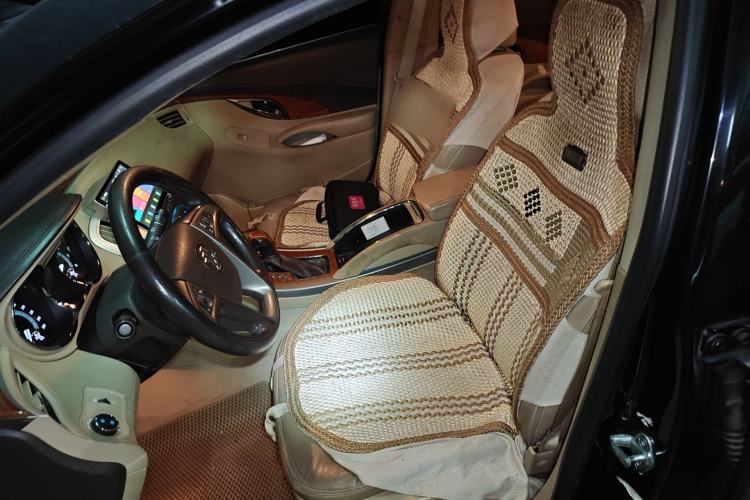 Used Buick LaCrosse 2011 2.4L SIDI Haoya Edition Left Front Seat