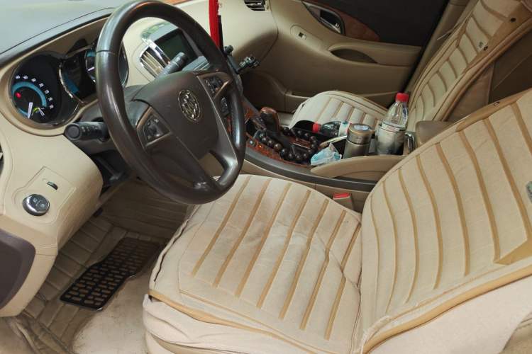 Used Buick LaCrosse 2011 eAssist 2.4L Luxury Edition Left Front Seat