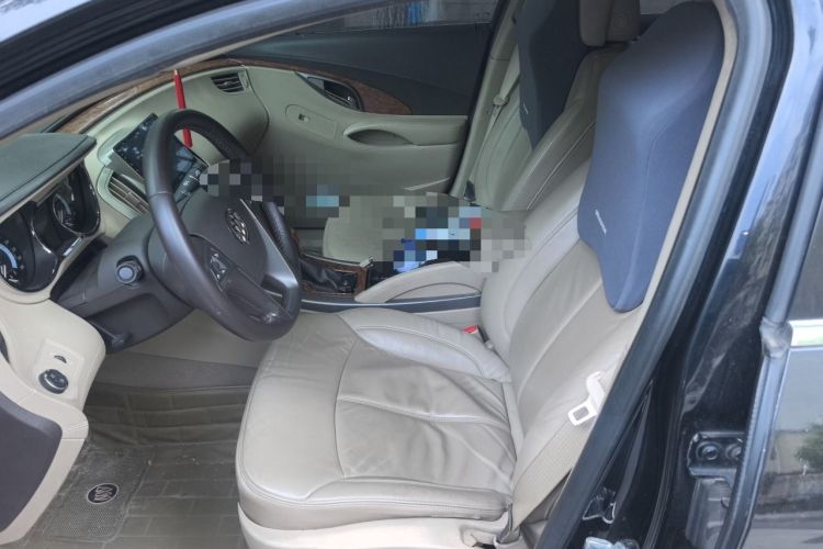 Used Buick LaCrosse 2011 2.4L SIDI Comfort Sunroof Version Left Front Seat