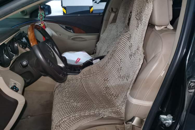Used Buick LaCrosse 2011 2.4L SIDI Luxury Edition Left Front Seat