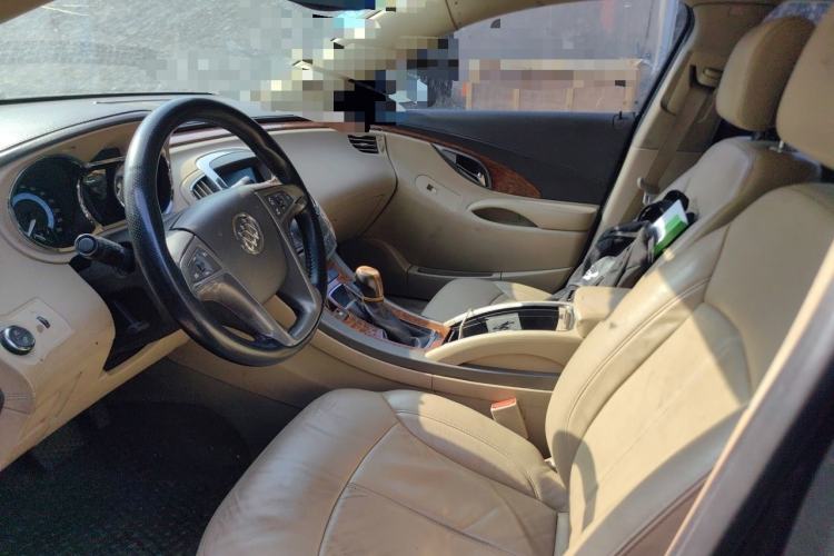 Used Buick LaCrosse 2011 2.4L SIDI Haoya Edition Left Front Seat