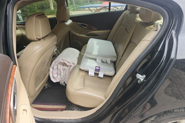Used Buick LaCrosse 2011 2.4L SIDI Elegant Edition Left Rear Seat