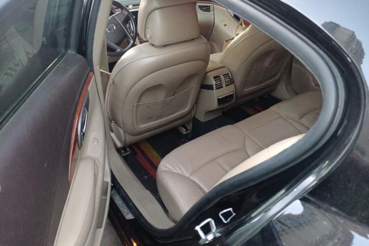 Used Buick LaCrosse 2011 2.4L SIDI Elegant Edition Left Rear Seat