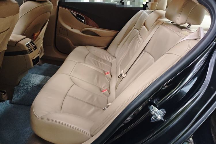 Used Buick LaCrosse 2011 2.4L SIDI Elegant Edition Left Rear Seat