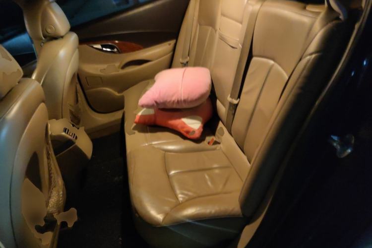 Used Buick LaCrosse 2011 2.4L SIDI Elegant Edition Left Rear Seat