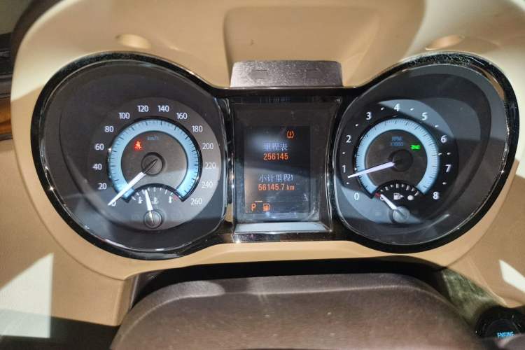 Used Buick LaCrosse 2011 2.4L SIDI Haoya Edition Odometer Close Up