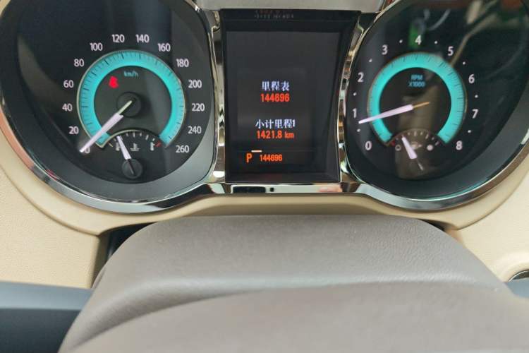 Used Buick LaCrosse 2011 2.4L SIDI Haoya Edition Odometer Close Up