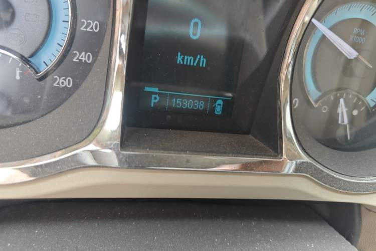 Used Buick LaCrosse 2011 2.4L SIDI Elegant Edition Odometer Close Up