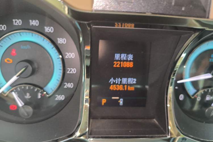 Used Buick LaCrosse 2011 2.4L SIDI Haoya Edition Odometer Close Up
