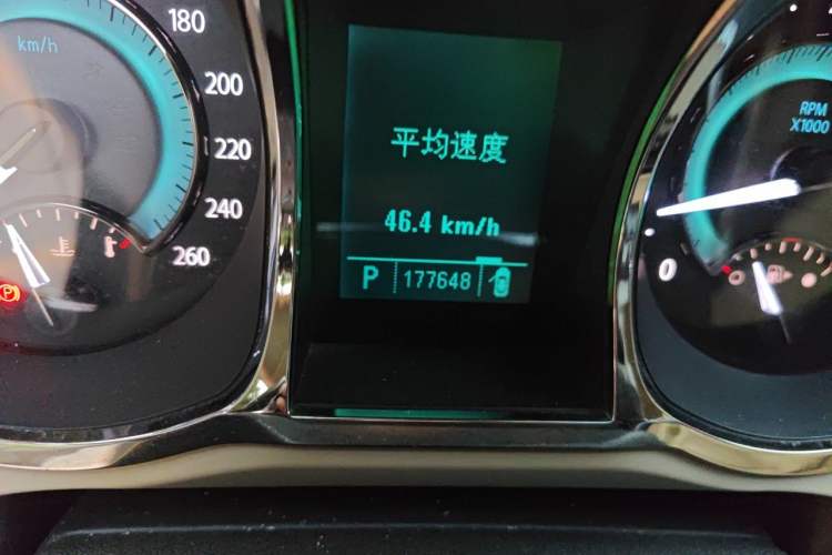 Used Buick LaCrosse 2011 2.4L SIDI Elegant Edition Odometer Close Up