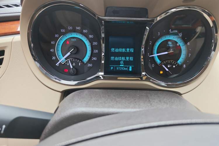 Used Buick LaCrosse 2011 2.4L SIDI Elegant Edition Odometer Close Up