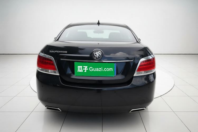 Used Buick LaCrosse 2011 2.4L SIDI Elegant Edition Rear