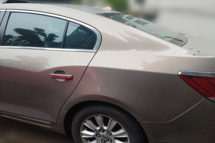 Used Buick LaCrosse 2011 2.4L SIDI Elegant Edition Rear Left 45 Deg